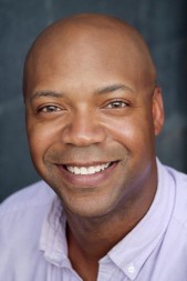 Byron Jennings Headshot 1